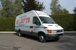 Traslochi con i furgoni Del Zotto Traslochi dii Udine 