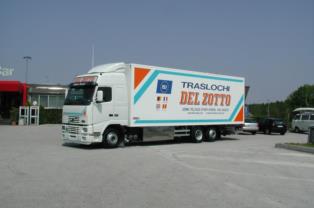 Automezzo traslochi Udine 